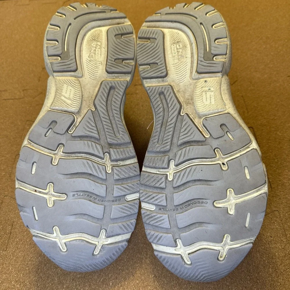 Brooks Ghost 15 Womens Running Shoes Grey Lavender Pink 1203801B199 Size 9.5